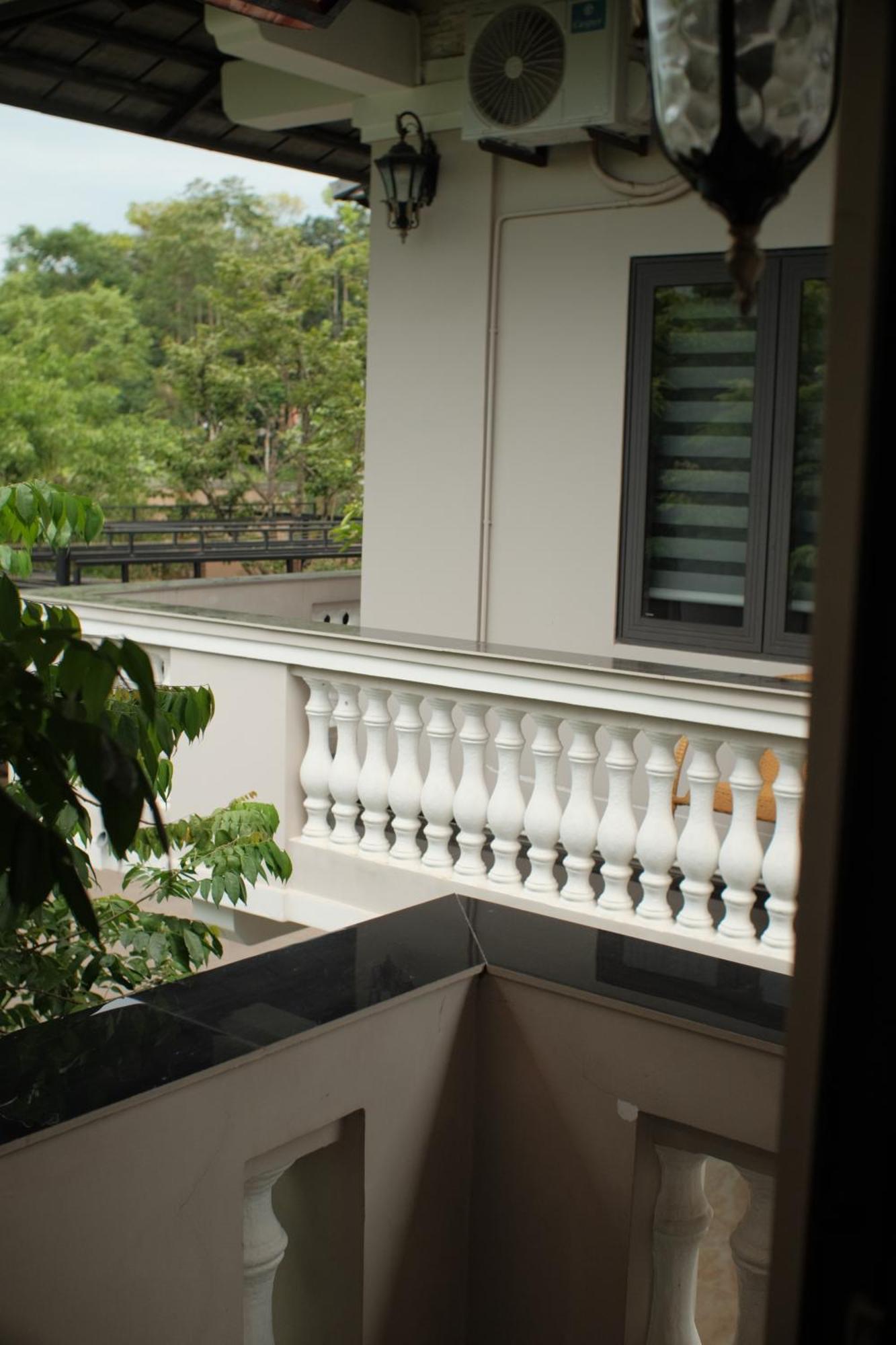 Iris Hill Villa Hue Esterno foto