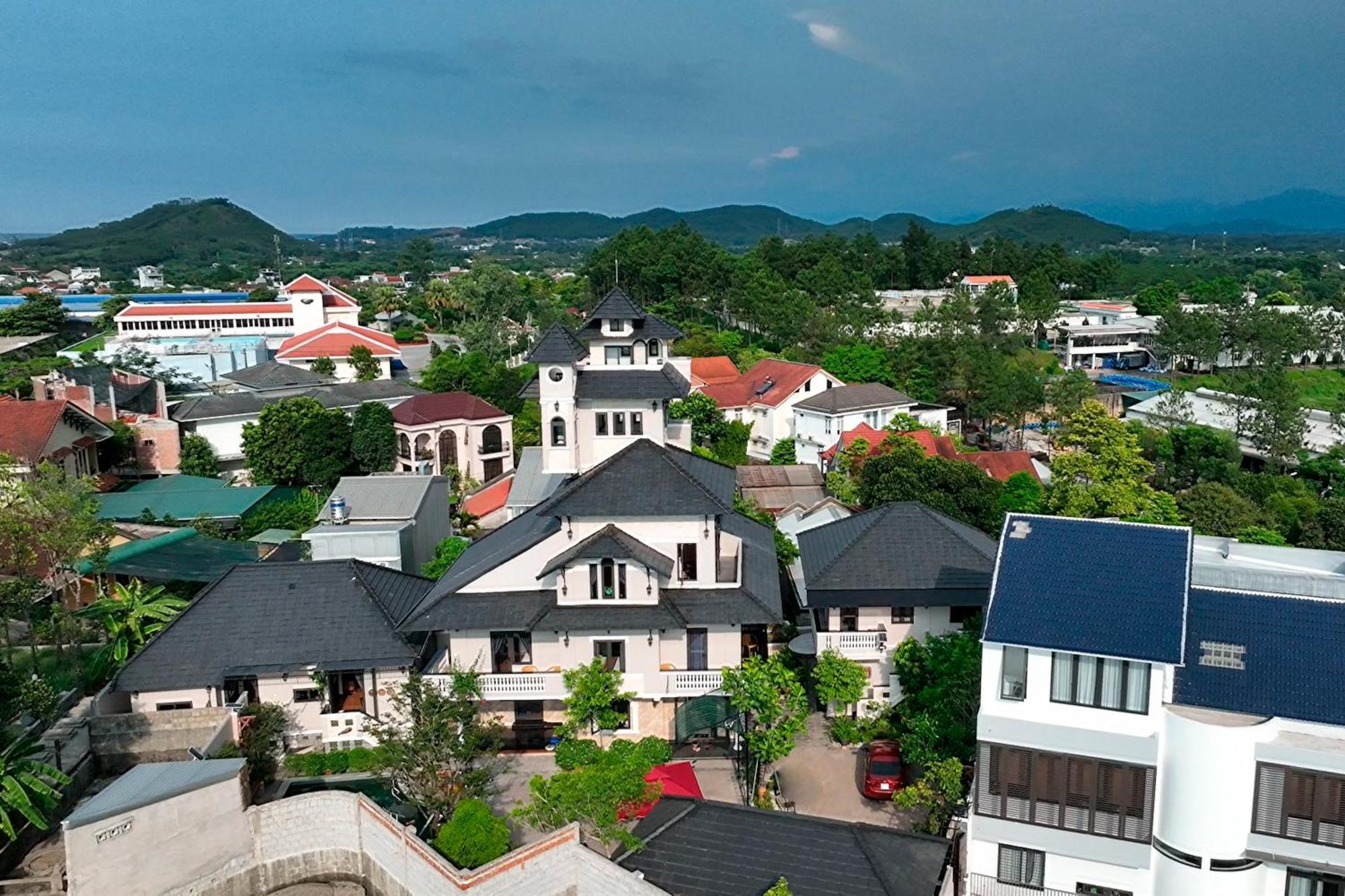 Iris Hill Villa Hue Esterno foto